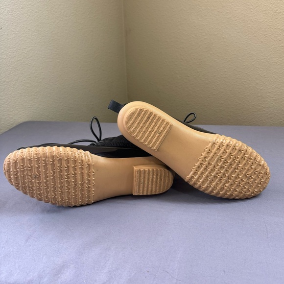 GAWBAW shoes women 9M faux fur lined waterproof winter duck boots black - Picture 5 of 7